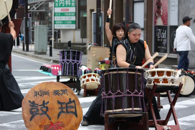 銀座通りでの和太鼓