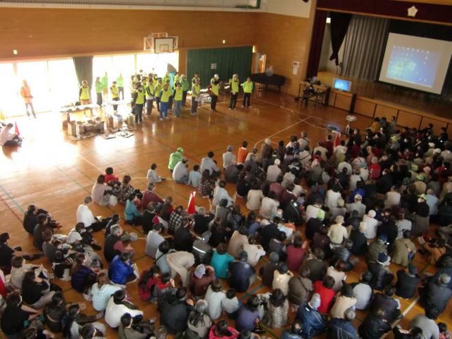 生浜東小学校避難所運営委員会の訓練の様子