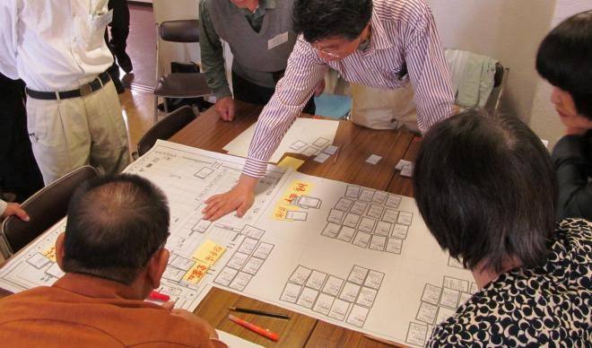 避難所運営ゲームの様子