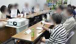 R805しおりの会