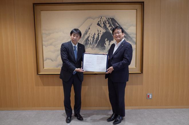 マルホ株式会社協定締結式1