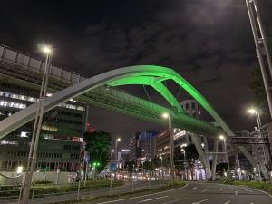 central_arch_yellowgreen2