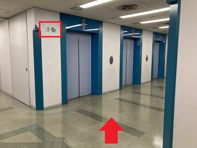 地下1階入り口写真