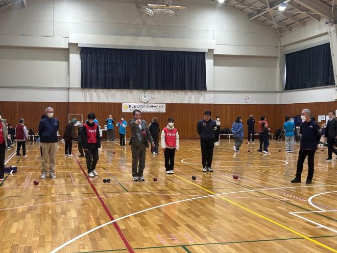 第6回ボッチャカップ区長の投球