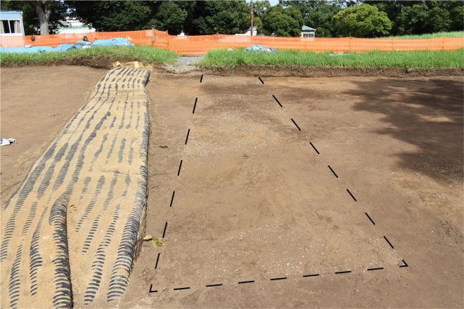 トレンチ線あり