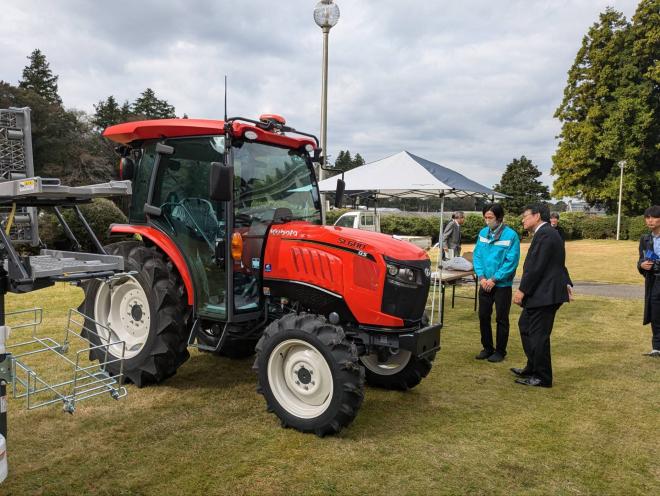 スマート農業機器の展示