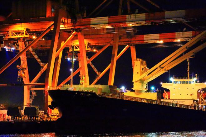 ガントリークレーン