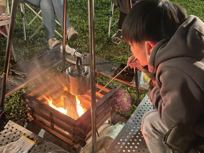 豊砂公園焚き火ラウンジ