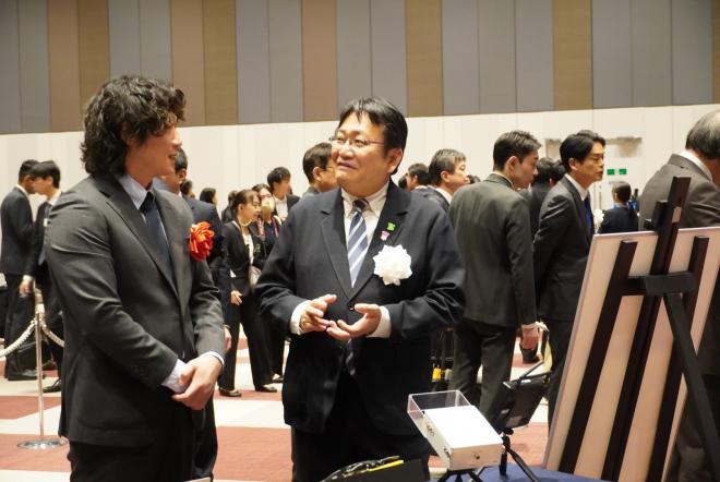 神谷千葉市長によるブース視察