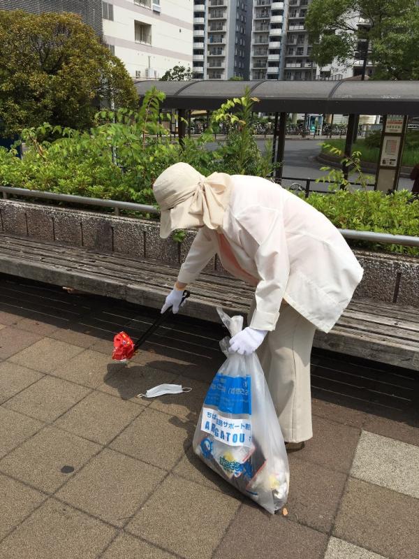 検見川浜駅前美化会08