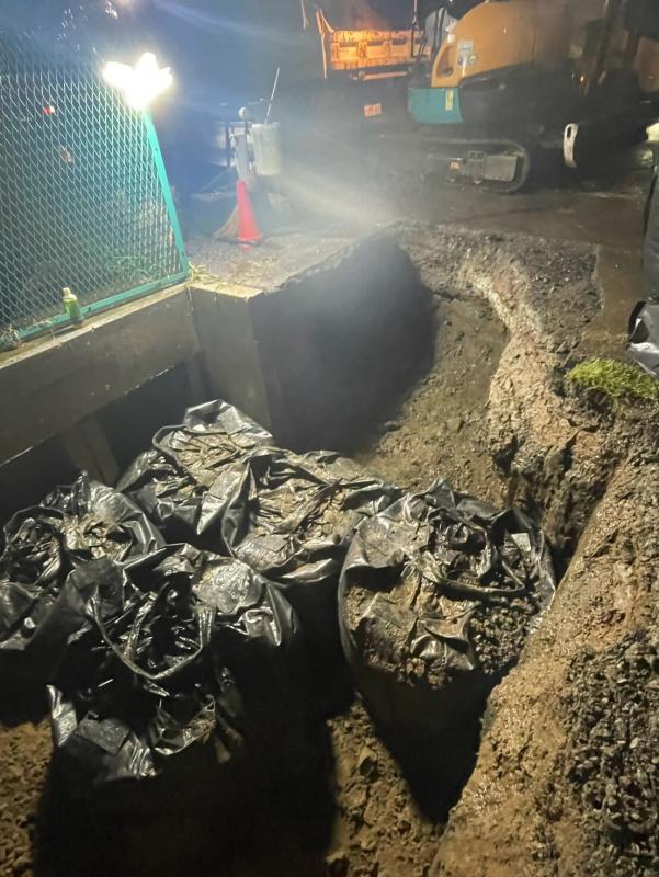 マンホール破損個所3
