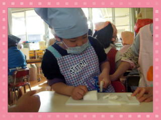 大根を切る写真