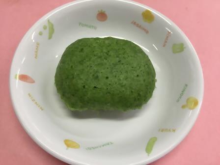ほうれん草蒸しパン