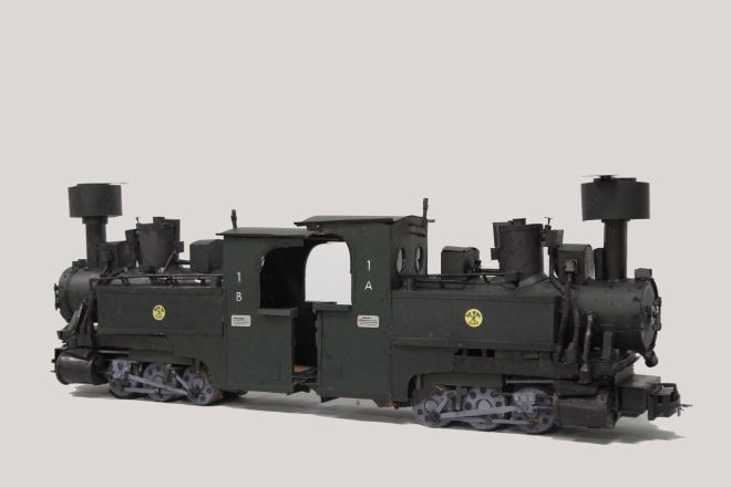 模型「軽便鉄道機関車」