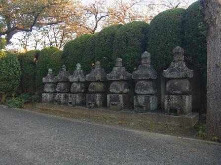 来迎寺の五輪塔