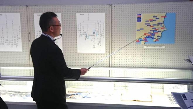 ギャラリートークの様子1