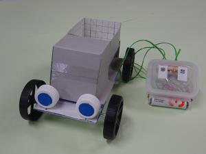 有線リモコンカー