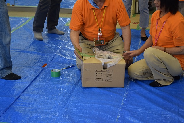 段ボールトイレ