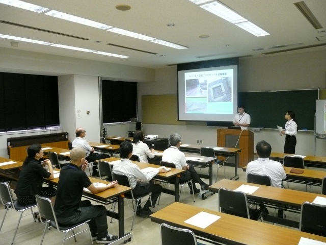 平成27年度美浜区地域連携インターンシップの様子4