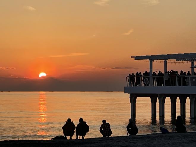 いなげの浜からのダイヤモンド富士
