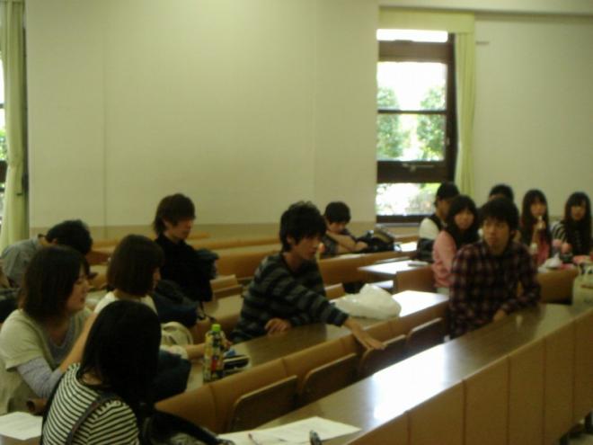 区長のおでかけトーク（神田外語大学テニスサークル）