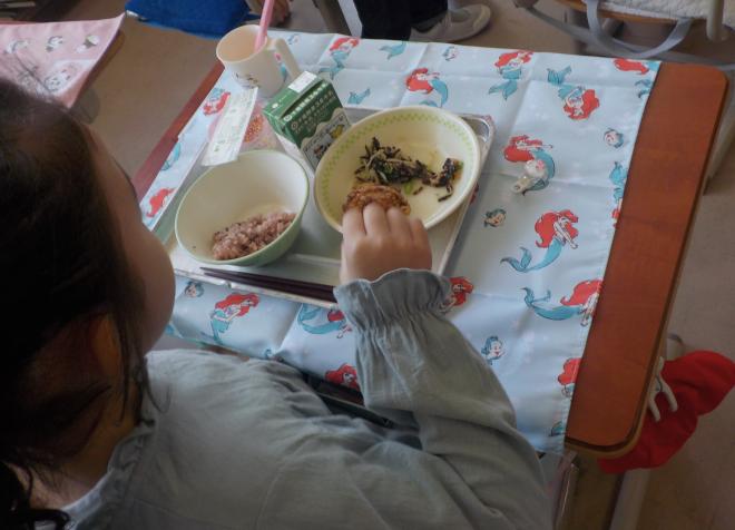 給食