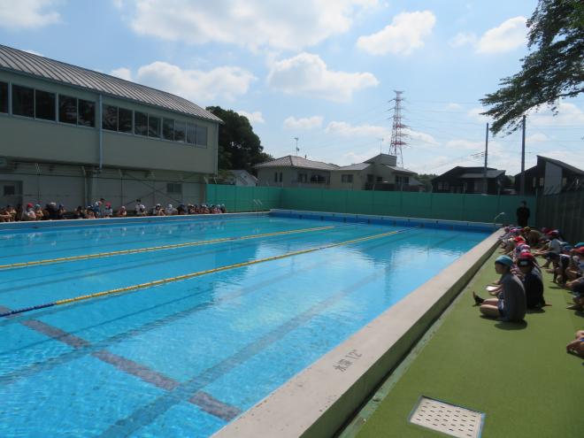 プール開き