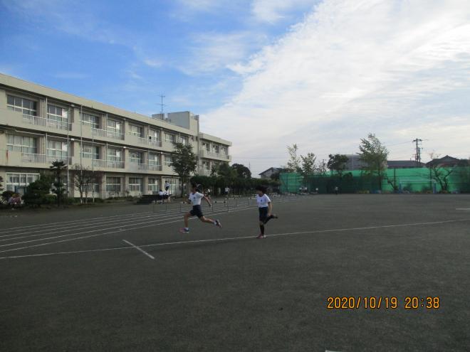 陸上大会練習風景