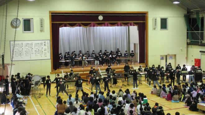 6年生を送る会4年生