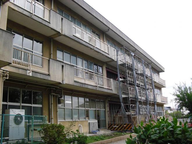 平成26年耐震工事中の南校舎