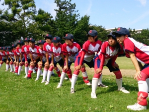 女子ソフトボール部の紹介へ