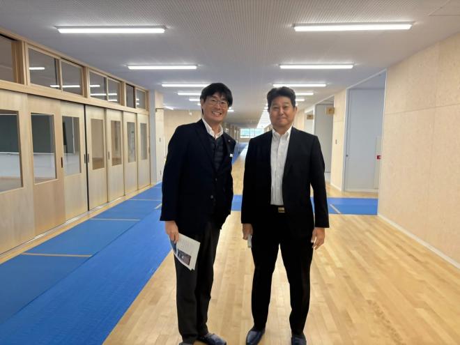 新設校（幕張若葉小学校）視察