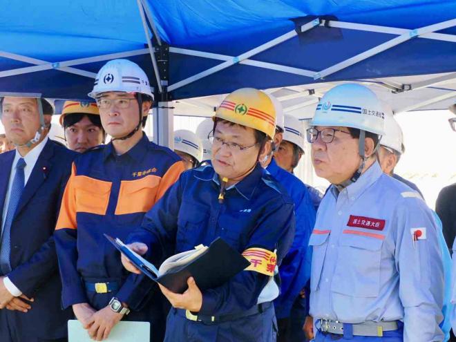 金子恭之国土交通省大臣被災地視察