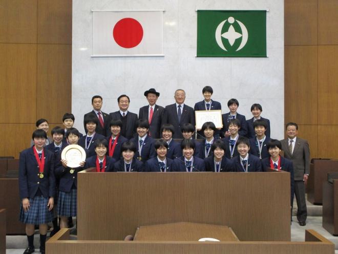 敬愛学園高等学校女子バレー部表敬訪問
