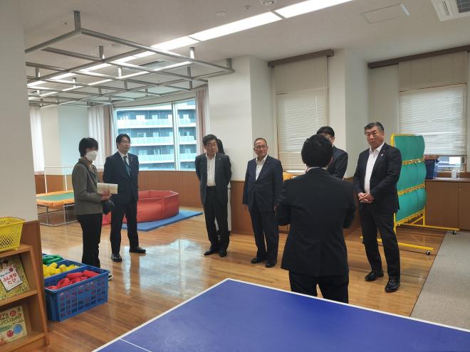 R6_視察の様子_えがお館