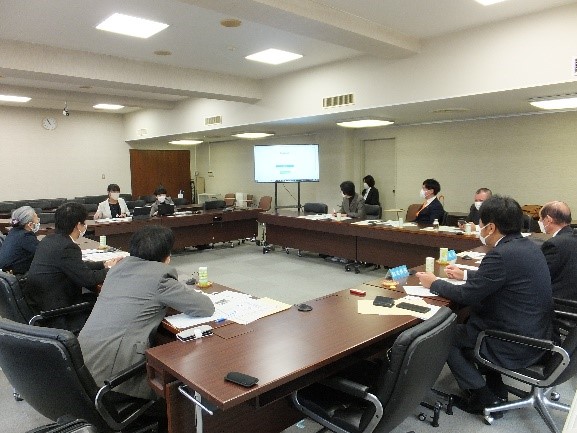 R4_視察の様子_川崎市議会