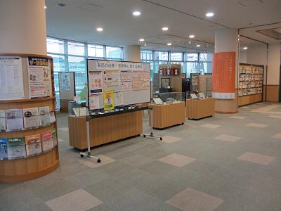 情報プラザ入ってすぐ