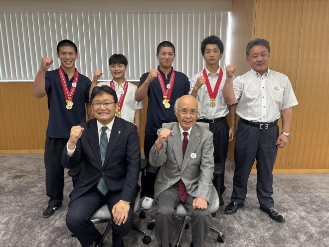 千葉経済大学附属高校柔道部とボクシング部のみなさん