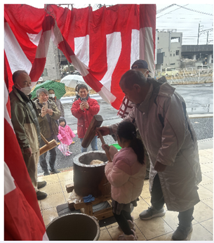 餅つき大会の様子