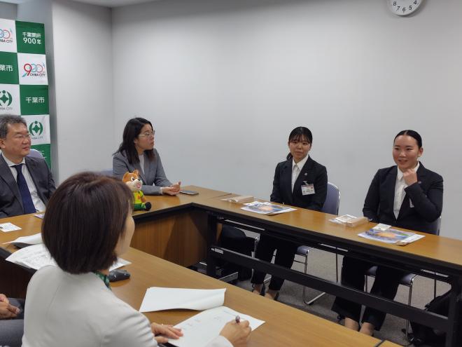 隊員からは志望動機や現地で楽しみにしていること話されたれた