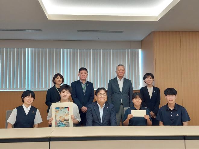 ノースバンクーバー青少年交流集合写真