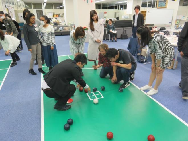 懇談会の様子４