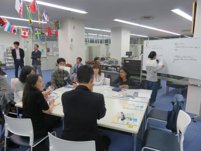 懇談会の様子６