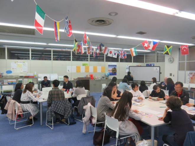 懇談会の様子２