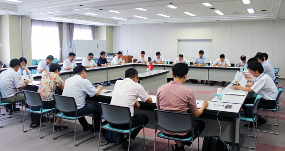 北京政府公営住宅建設関係幹部研修団が来葉