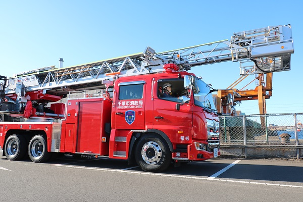 はしご車2