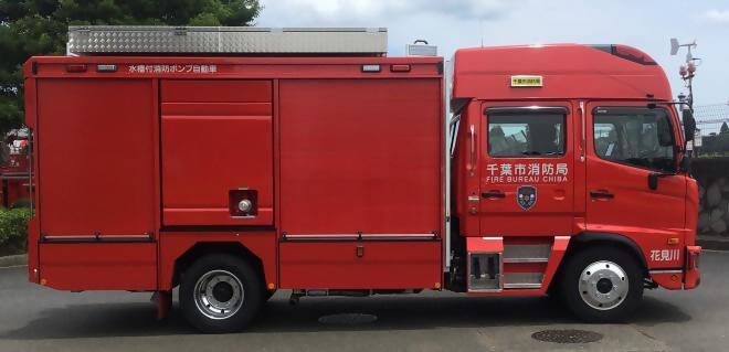 水槽付き消防自動車2