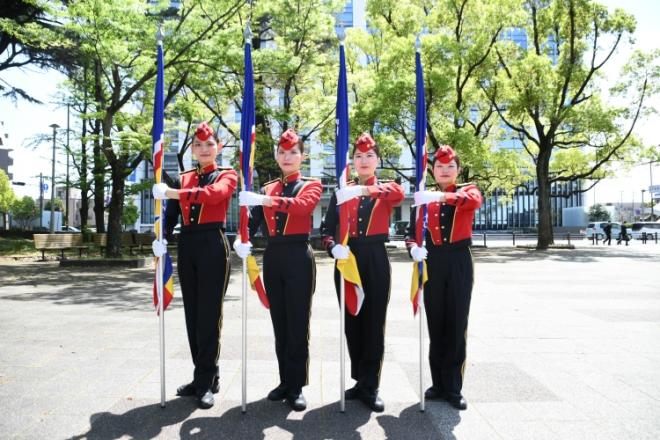 県警カラーガード隊広報写真