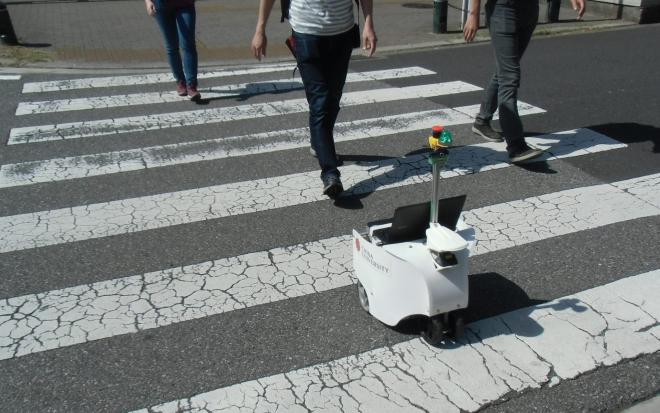 パーソナルモビリティ実証実験風景その2