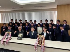 全国女子ソフトボール選抜大会 出場報告 千葉経済大学付属高等学校 ソフトボール部 表敬訪問